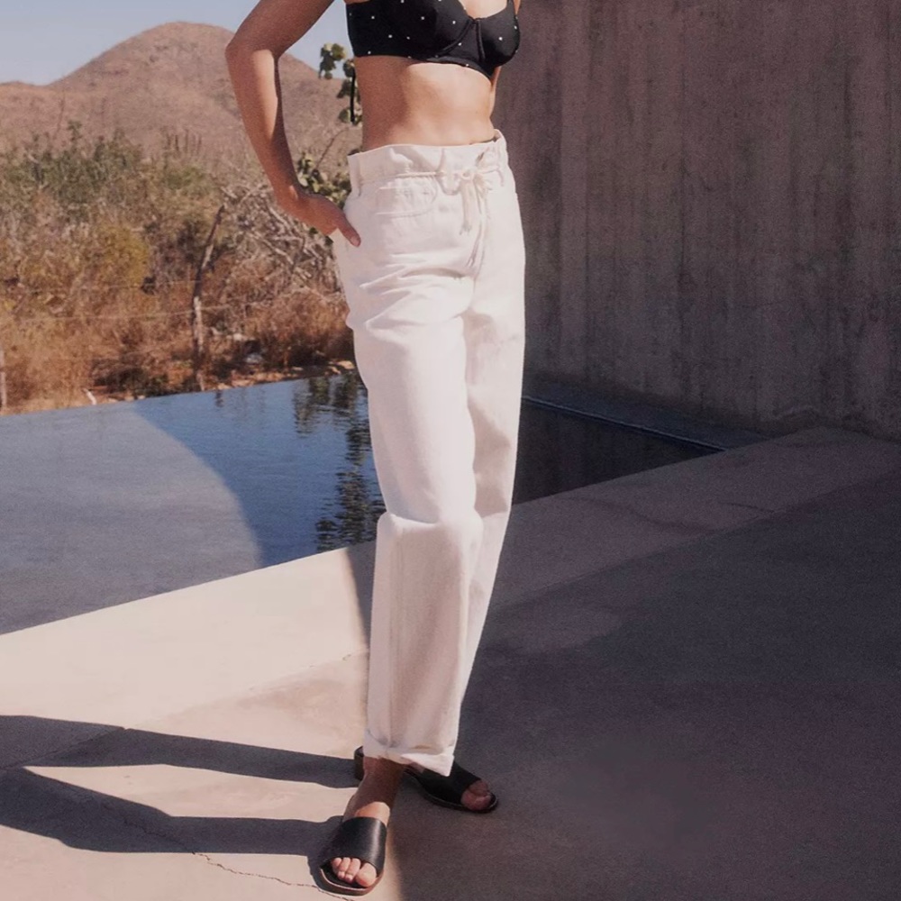 The Convertible Paperbag Dadjean in Tile White